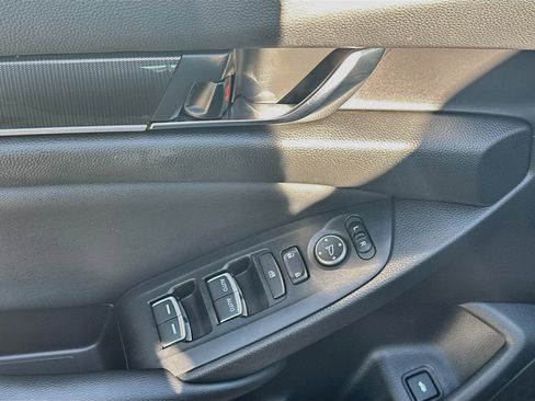 Used 2021 Honda Accord Sport Special Edition image 15