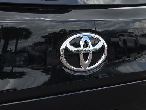 Certified 2026 Toyota Corolla Cross XLE w/ Convenience Package AWD/4WD image 29
