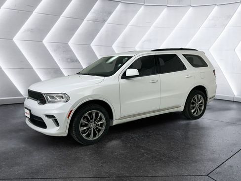 Used 2022 Dodge Durango SXT w/ Anodized Platinum Package image 3