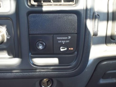 Used 2005 Chevrolet Silverado 3500 W/T w/ Snow Plow Prep Package AWD/4WD image 22