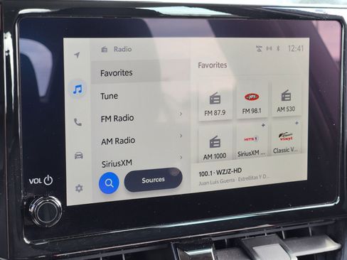 Certified 2025 Toyota Corolla LE image 15