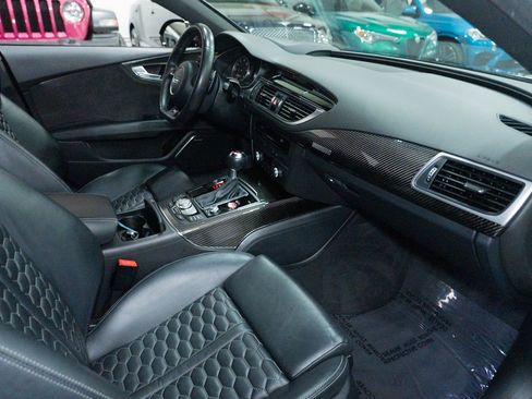 Used 2016 Audi RS 7 Prestige w/ Carbon-Optic Package image 38