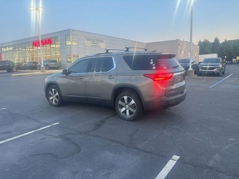 Used 2018 Chevrolet Traverse LT AWD/4WD image 7