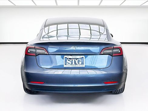 Used 2020 Tesla Model 3 RWD image 5