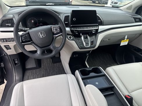 New 2026 Honda Odyssey EX-L image 11