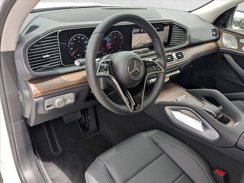 New 2026 Mercedes-Benz GLE 350 4MATIC image 3