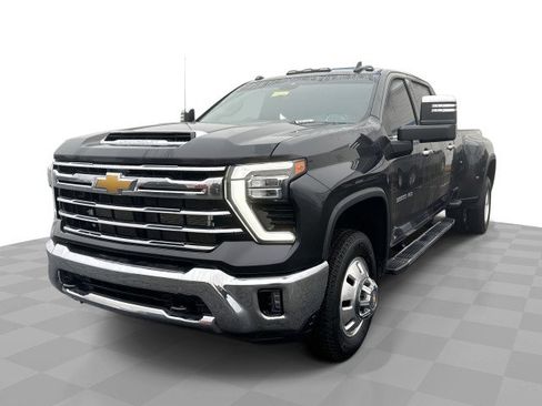 Used 2024 Chevrolet Silverado 3500 LTZ w/ LTZ Convenience Package image 1