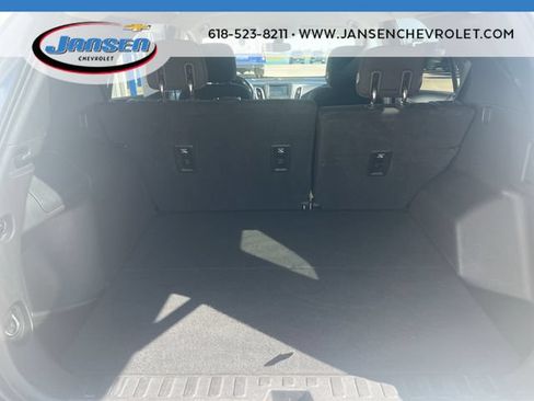 Used 2018 Chevrolet Equinox LT FWD image 25