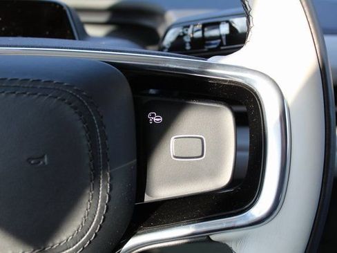 New 2026 Lincoln Navigator Reserve w/ Jet Appearance Package AWD/4WD image 15