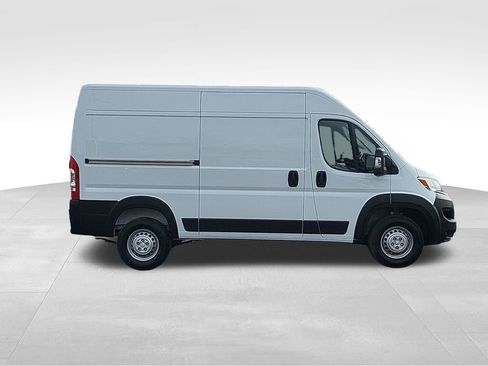 New 2026 RAM ProMaster 1500 w/ Convenience Group image 4