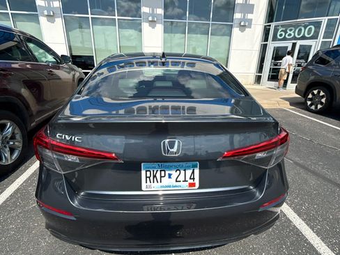 Used 2023 Honda Civic LX image 4