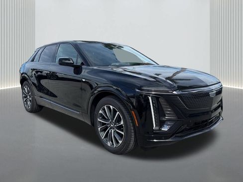 New 2026 Cadillac Lyriq Sport RWD image 3