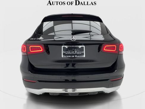 Used 2022 Mercedes-Benz GLC 300 image 9