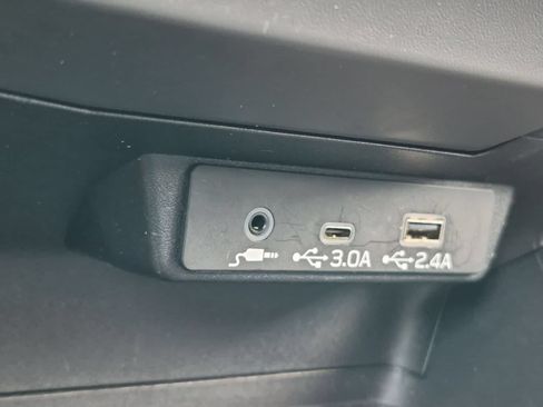 Used 2024 Subaru Crosstrek 2.5i Wilderness AWD/4WD image 33