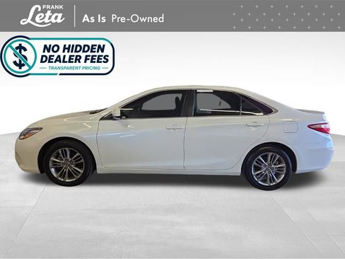 Used 2015 Toyota Camry SE FWD image 3