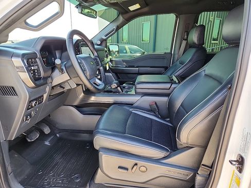 Used 2025 Ford F150 Lariat w/ Equipment Group 501A Mid AWD/4WD image 9