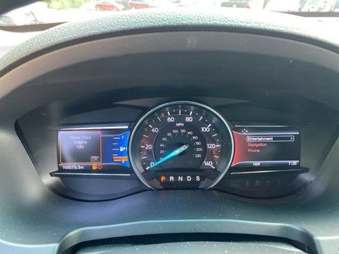Used 2016 Ford Explorer Limited FWD image 25