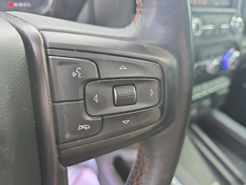 Used 2022 GMC Sierra 2500 AT4 w/ AT4 Premium Plus Package image 27