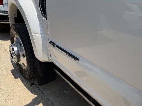 Used 2019 Ford F450 Platinum w/ Platinum Ultimate Package AWD/4WD image 37