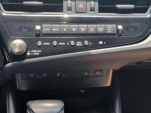 Used 2023 Lexus ES 350 w/ Premium Package FWD image 20