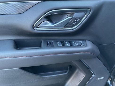 Used 2022 Chevrolet Suburban RST image 27