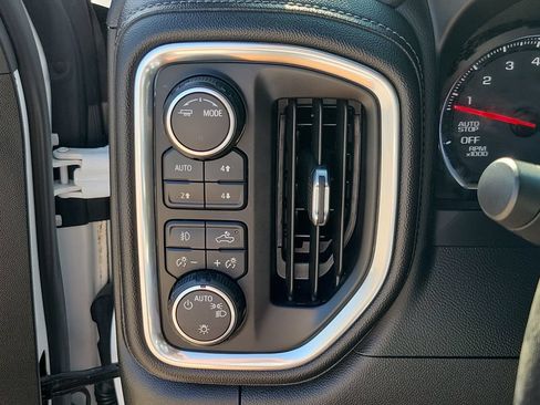 Used 2021 Chevrolet Silverado 1500 RST w/ True North Edition Plus AWD/4WD image 29