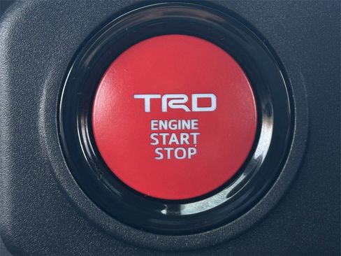 Used 2024 Toyota Tacoma TRD Sport image 21