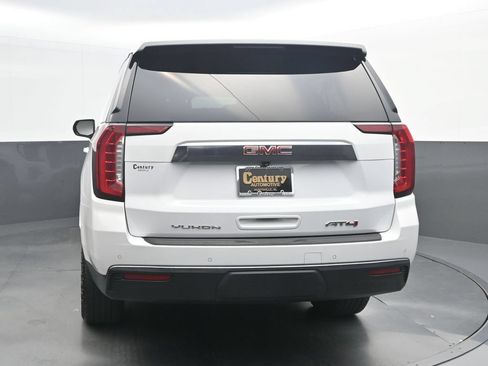 Used 2024 GMC Yukon XL AT4 AWD/4WD image 6