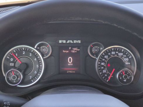 Certified 2025 RAM 1500 Big Horn image 24