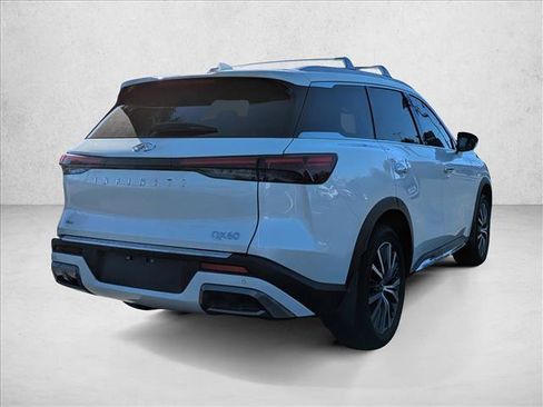 Used 2024 INFINITI QX60 Sensory w/ Vision Package image 5