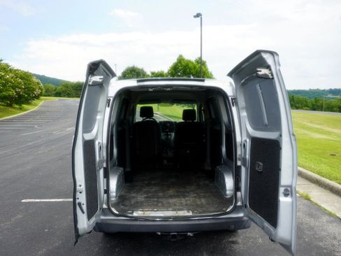 Used 2016 Nissan NV200 S image 24