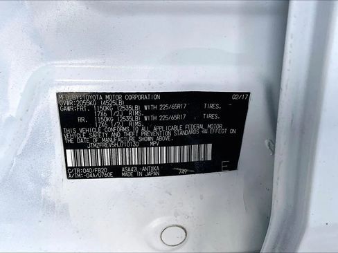 Used 2017 Toyota RAV4 LE FWD image 16