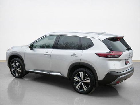 Certified 2023 Nissan Rogue SL w/ SL Premium Package image 5
