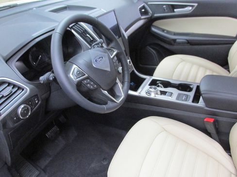 New 2024 Ford Edge SEL w/ Convenience Package image 25