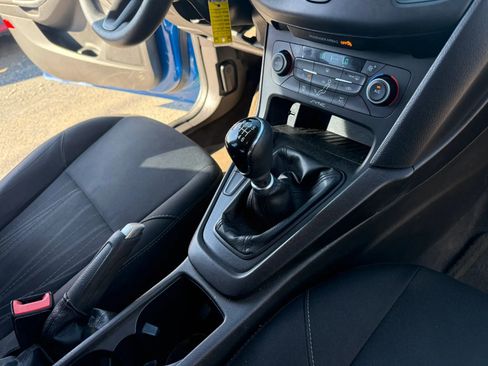 Used 2018 Ford Focus SE image 24