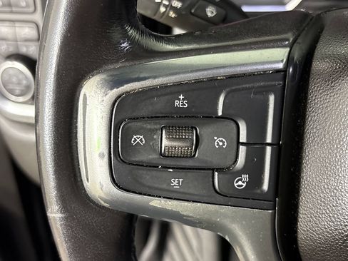 Used 2020 Chevrolet Silverado 1500 LTZ AWD/4WD image 17