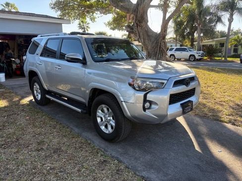 Used 2016 Toyota 4Runner Trail Premium image 3