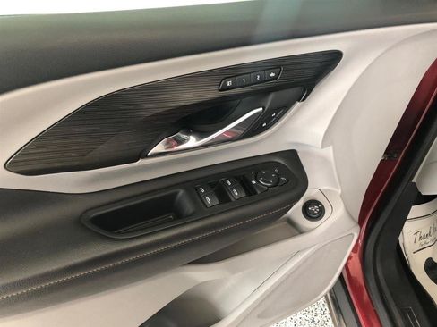 Used 2018 GMC Terrain SLT w/ Preferred Package FWD image 6