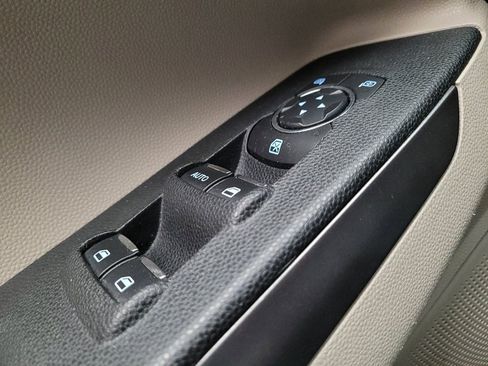 Used 2021 Ford EcoSport SE w/ SE Convenience Package FWD image 27
