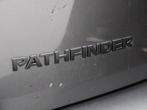 Used 2018 Nissan Pathfinder SL w/ Midnight Edition Package FWD image 6
