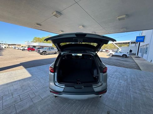 Used 2024 Chevrolet Blazer LT w/ Driver Confidence Package image 9