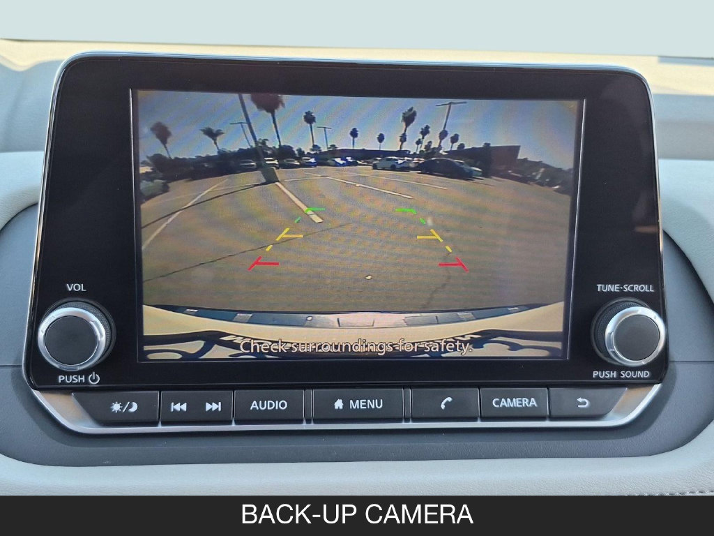 Used 2023 Nissan Rogue SV FWD image 21
