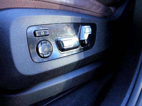 Used 2019 BMW X7 xDrive50i w/ M Sport Package image 10