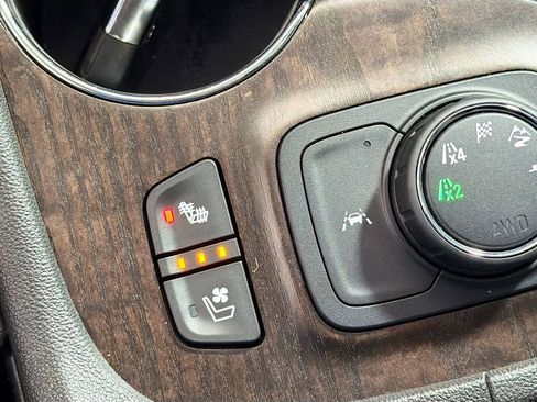 Used 2020 GMC Acadia Denali w/ Trailering Package AWD/4WD image 22