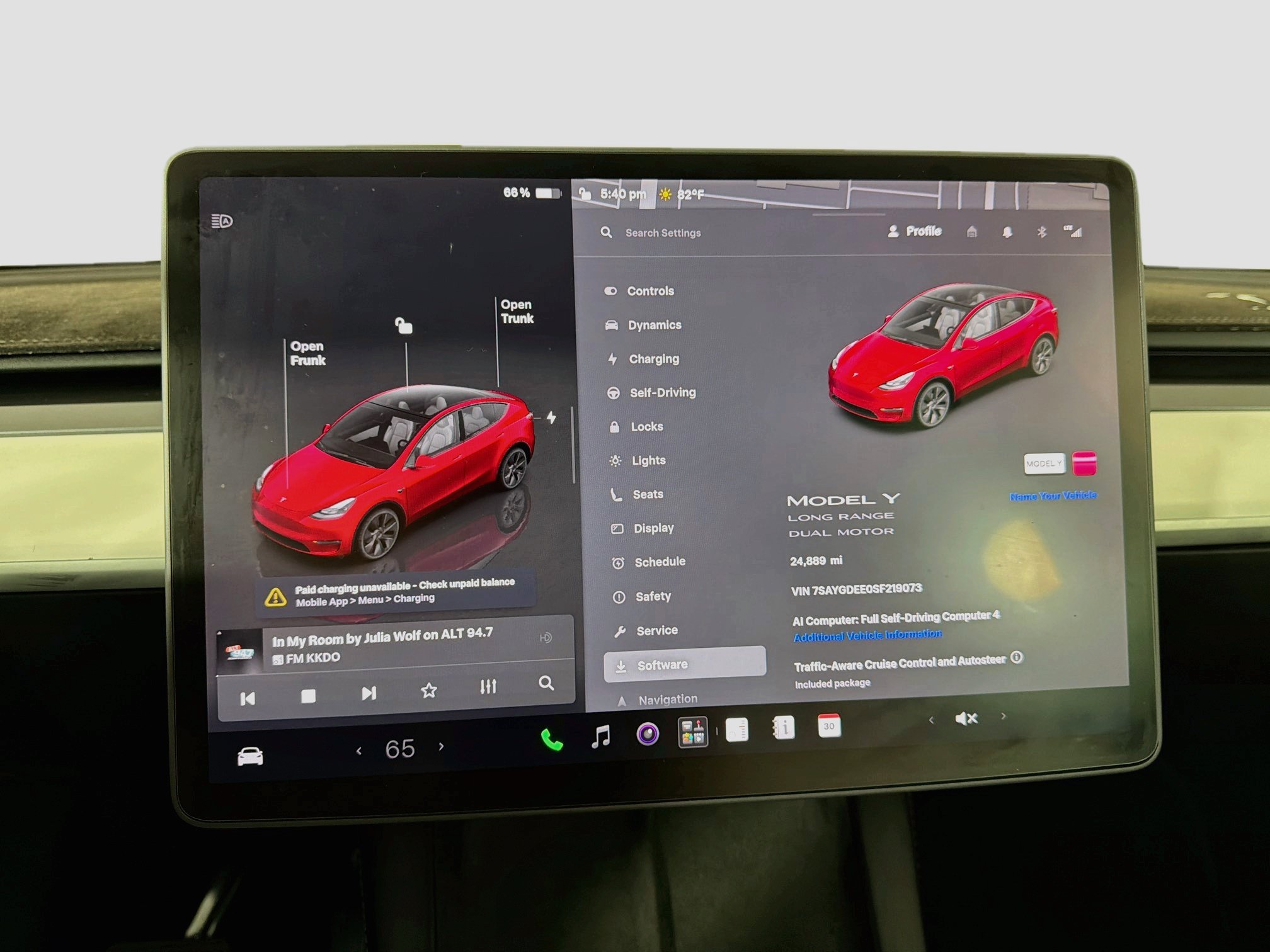 Used 2025 Tesla Model Y Long Range AWD/4WD image 18