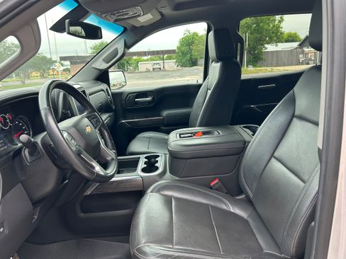 Used 2019 Chevrolet Silverado 1500 LTZ w/ LTZ Plus Package AWD/4WD image 15