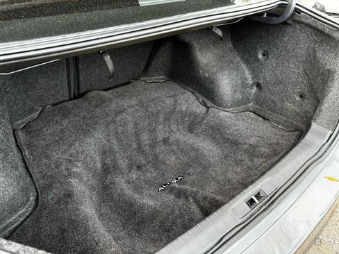 Used 2017 Nissan Altima 2.5 S w/ Power Driver Seat Package image 5