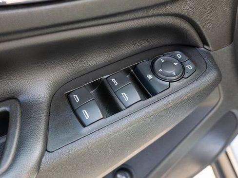 Used 2020 Chevrolet Equinox LT AWD/4WD image 17