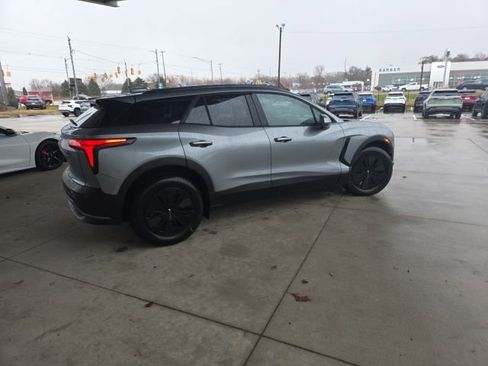 New 2026 Chevrolet Blazer EV LT AWD/4WD image 8