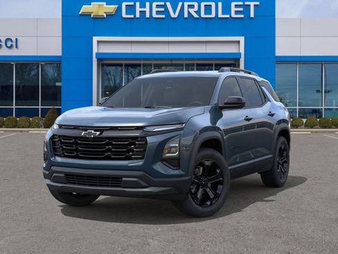 New 2026 Chevrolet Equinox LT w/ Midnight Edition FWD image 6